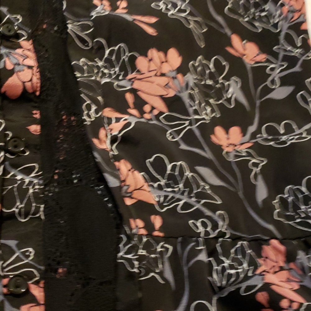 Blouse - Picture 3 of 4